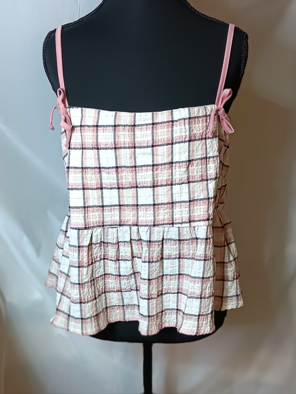 Planet Earth Juniors XL Pink Plaid Smocked Peplum Cami Top